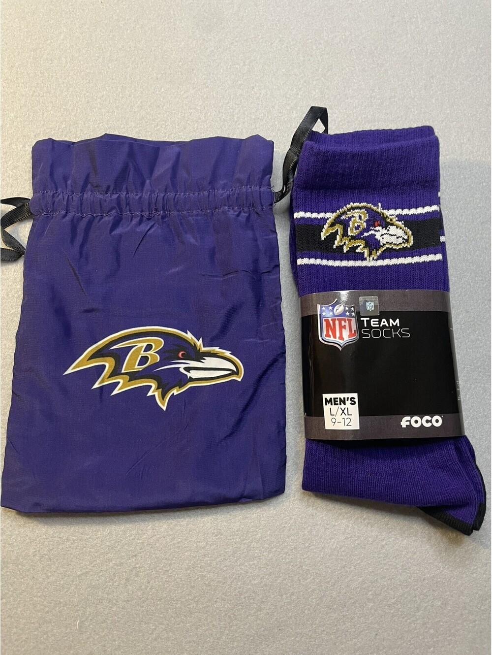 Official Logo Baltimore Ravens Unisex Sock Mens L/XL 9-12 With Gift Bag